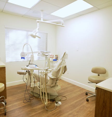 Advanced Dental Service Equipment